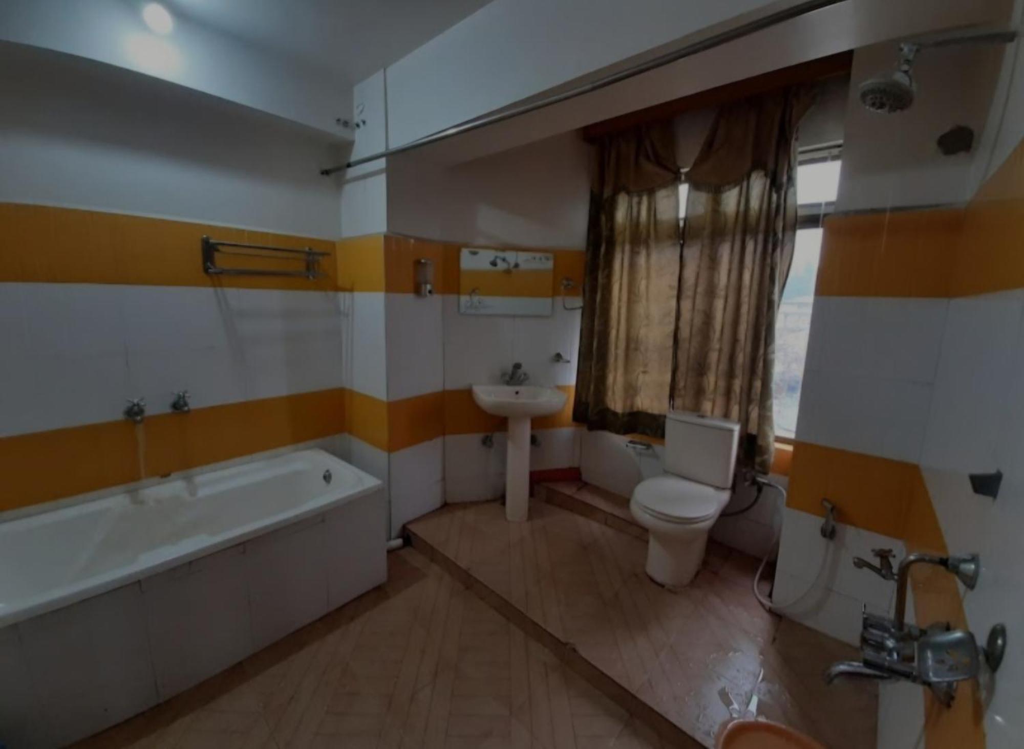 Hotel Knight Inn Σιλόνγκ Εξωτερικό φωτογραφία